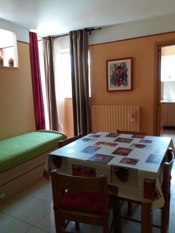 מטרה Casa Vacanze Nonna Gina מראה חיצוני תמונה
